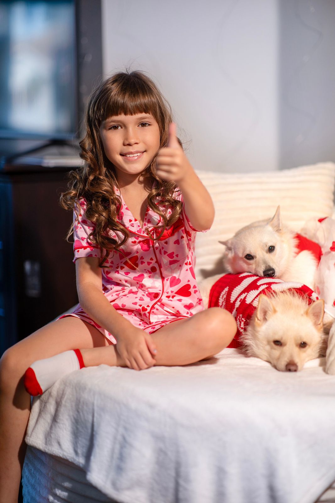 Joanna Maria and her Schipperkes